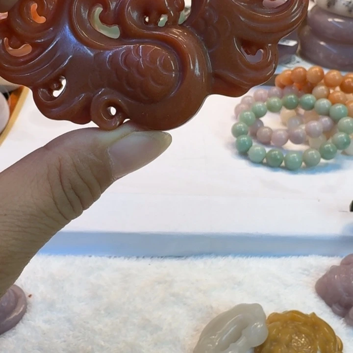 石英岩玉未镶嵌手镯