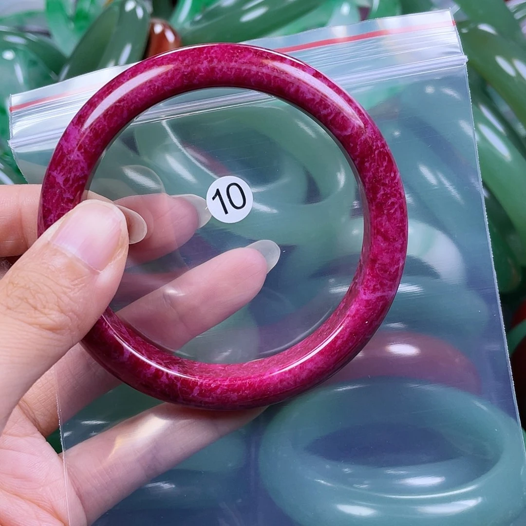 【闪购商品】未镶嵌手镯石英岩玉60