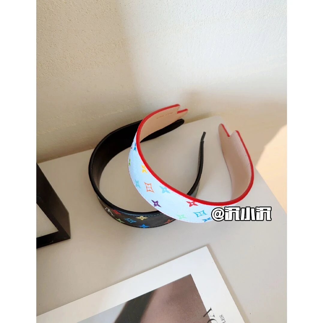 【三彩发箍】高级轻奢百搭时尚字母简约发箍L37