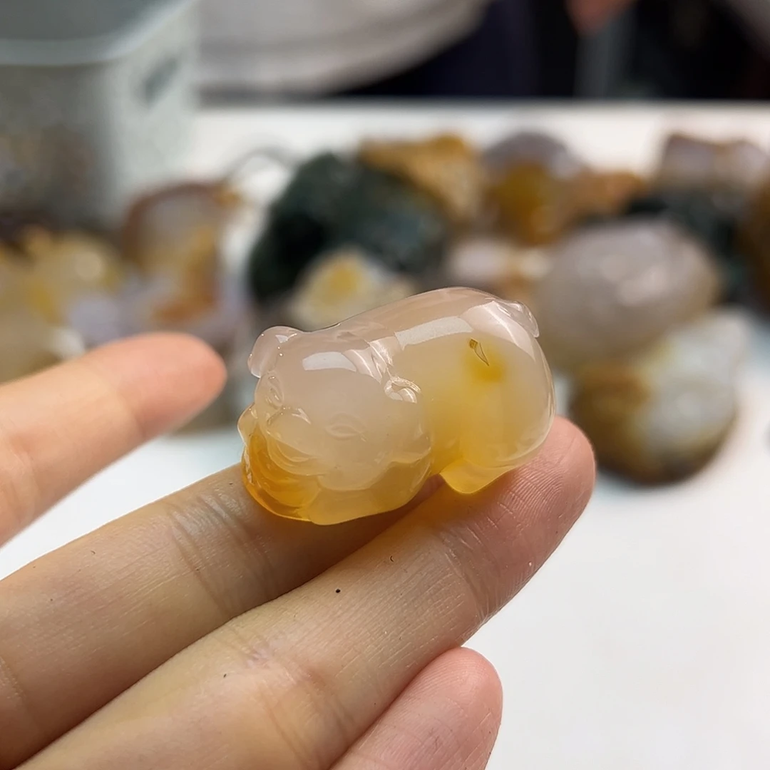 玛瑙/玉髓未镶嵌颈饰