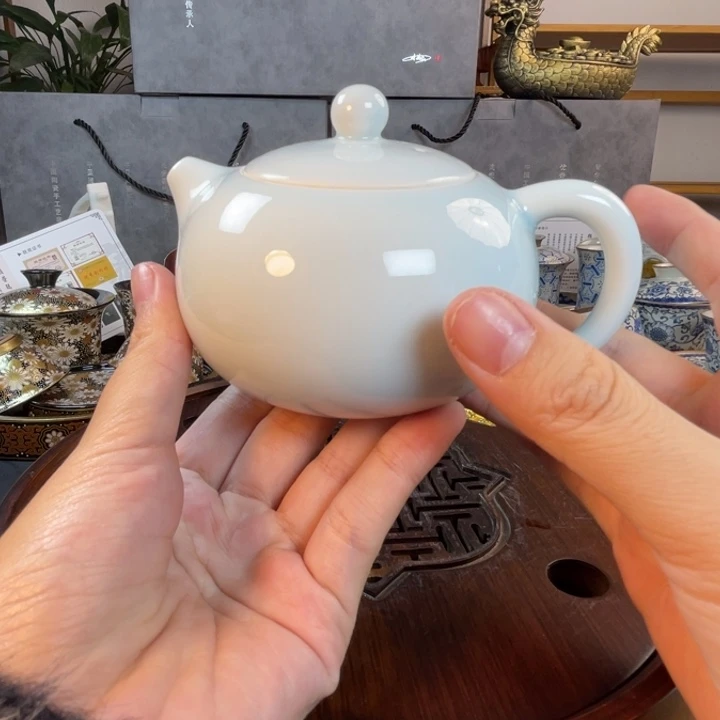 开播福利福利羊脂玉壶240cc
