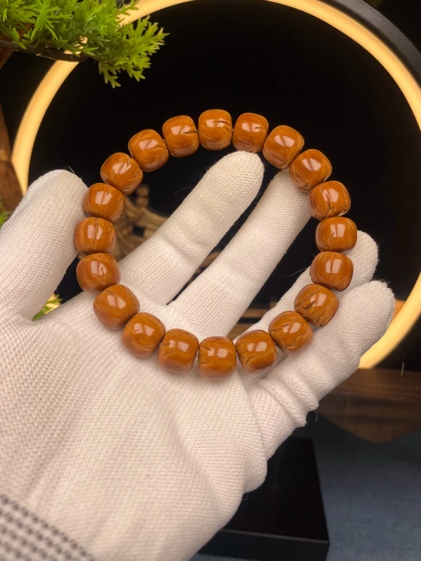 龙纹桃核老型光珠单圈