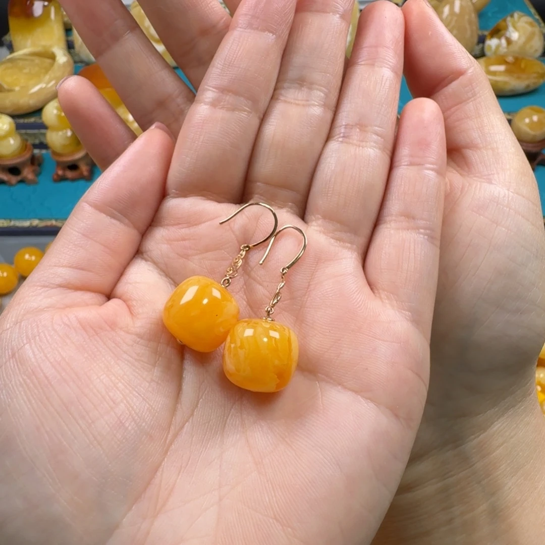 高***酒琥珀18K金镶嵌手链同料