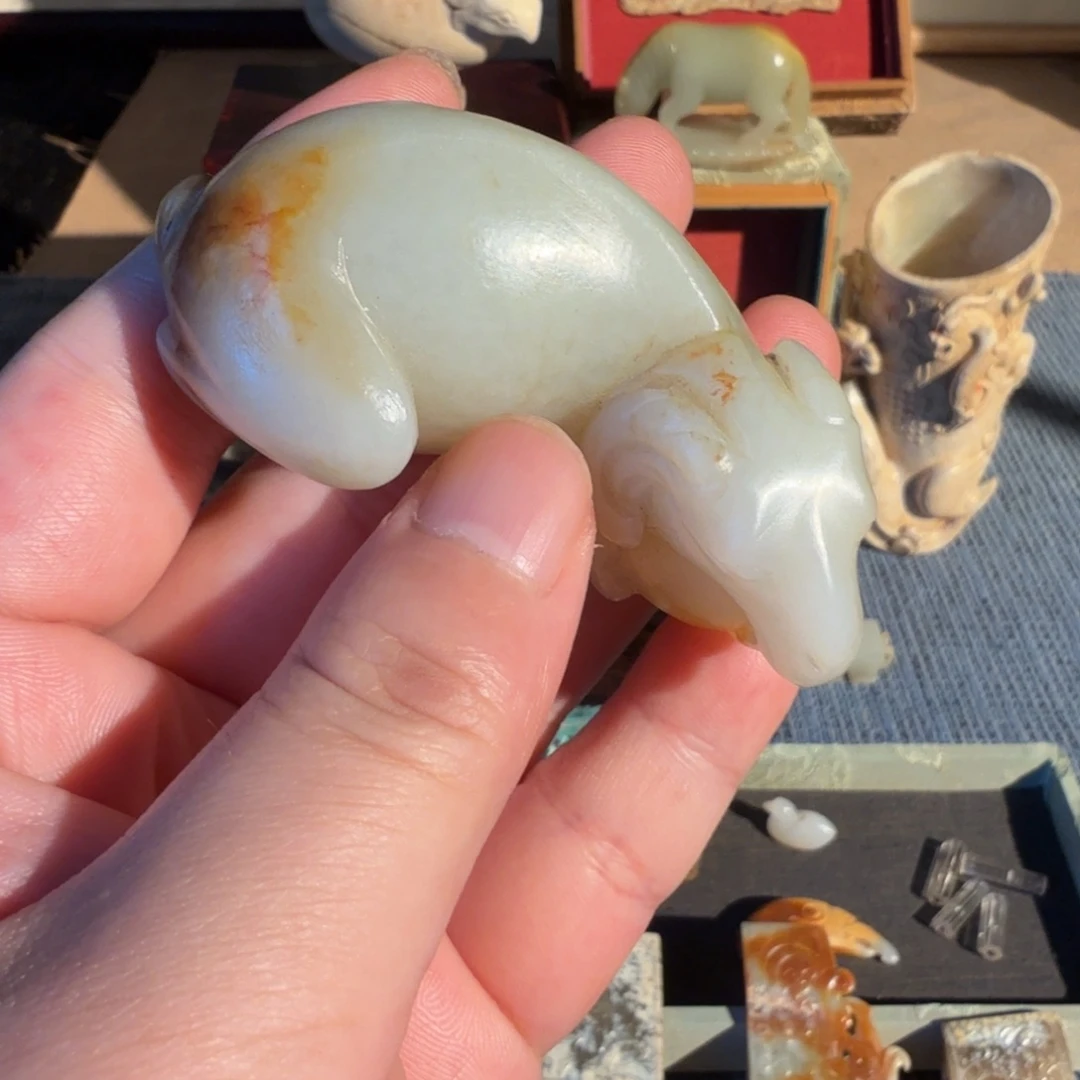 军***和田玉未镶嵌颈饰