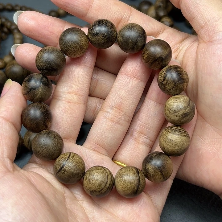 手串沉香白棋虎皮留疤1.4
