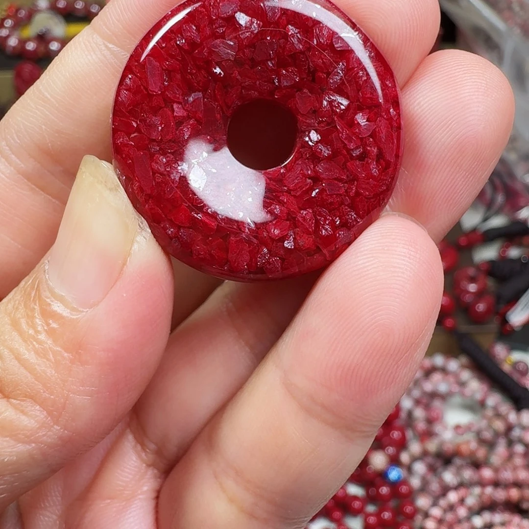 天然辰砂天然晶体平安扣
