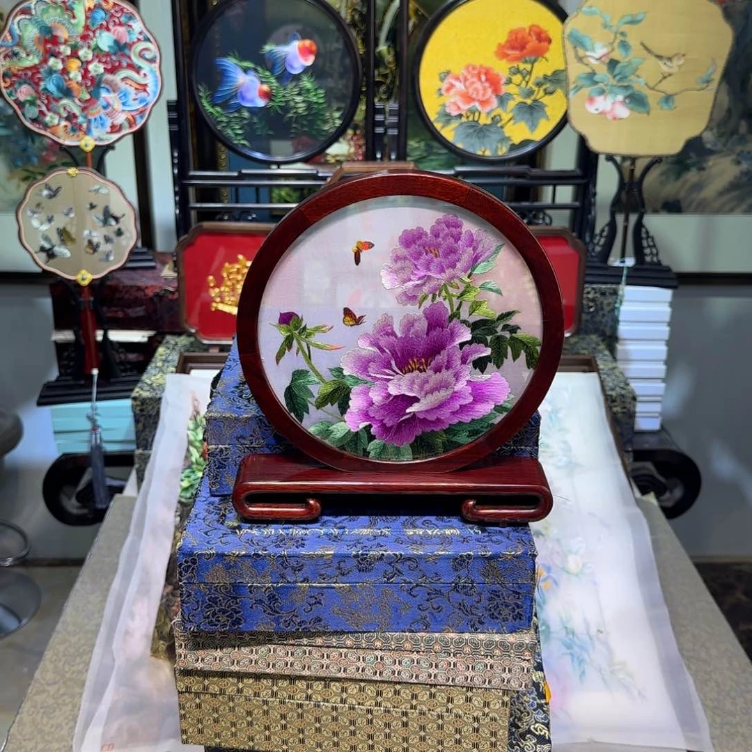 刺绣刺绣工艺精湛