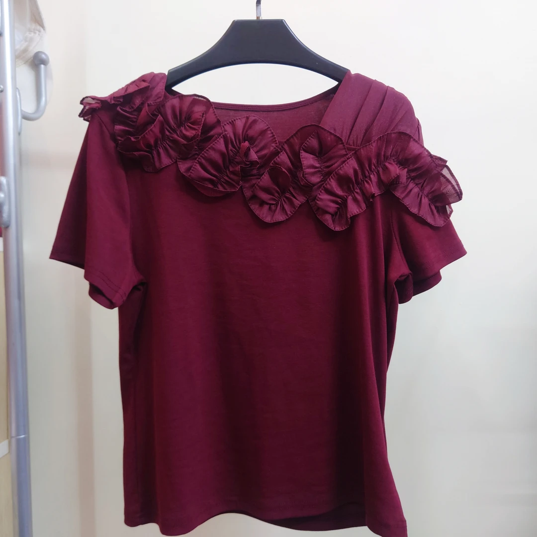 T恤女25夏季新款流行独特超好看漂亮穿搭上衣