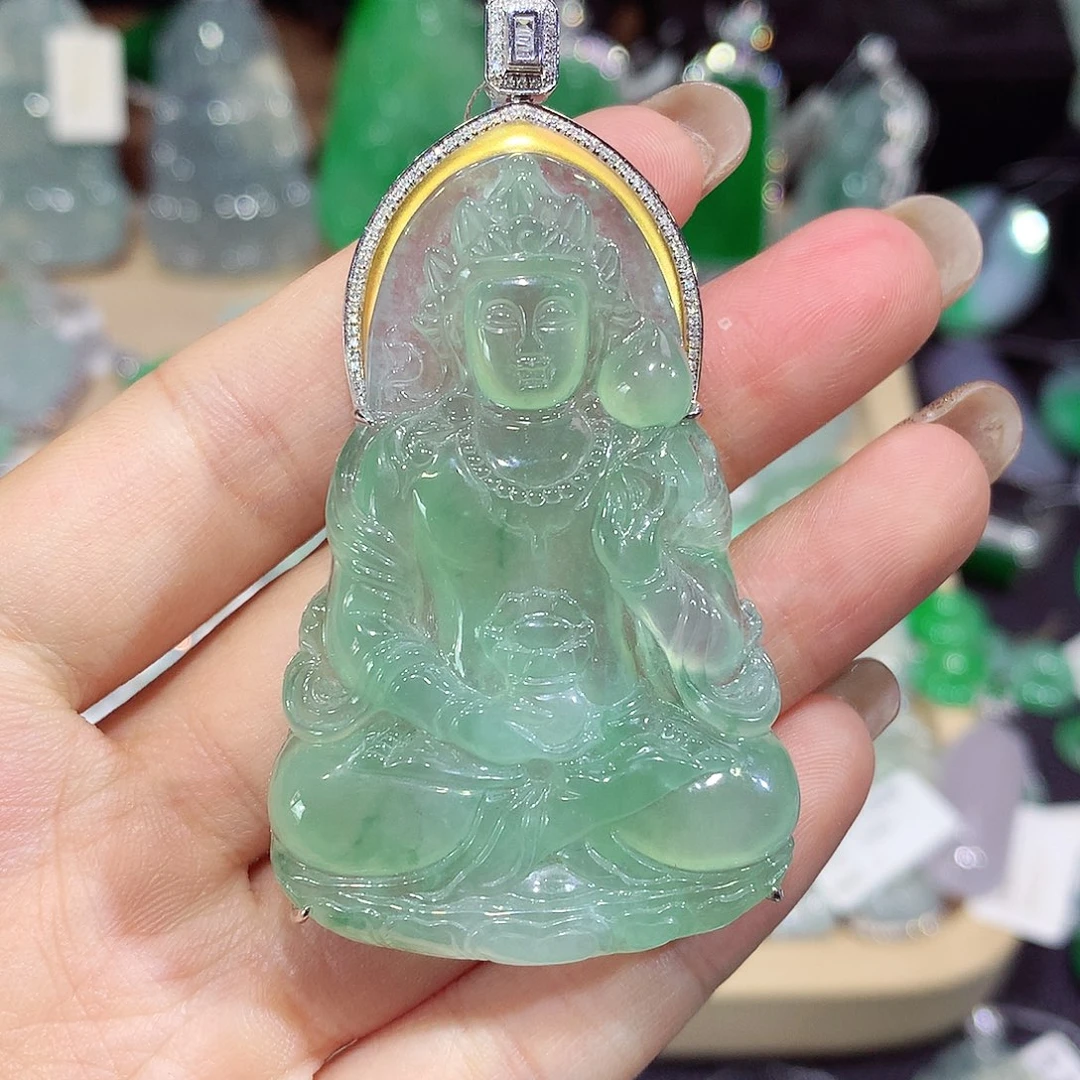 翡翠18K金镶嵌颈饰度母