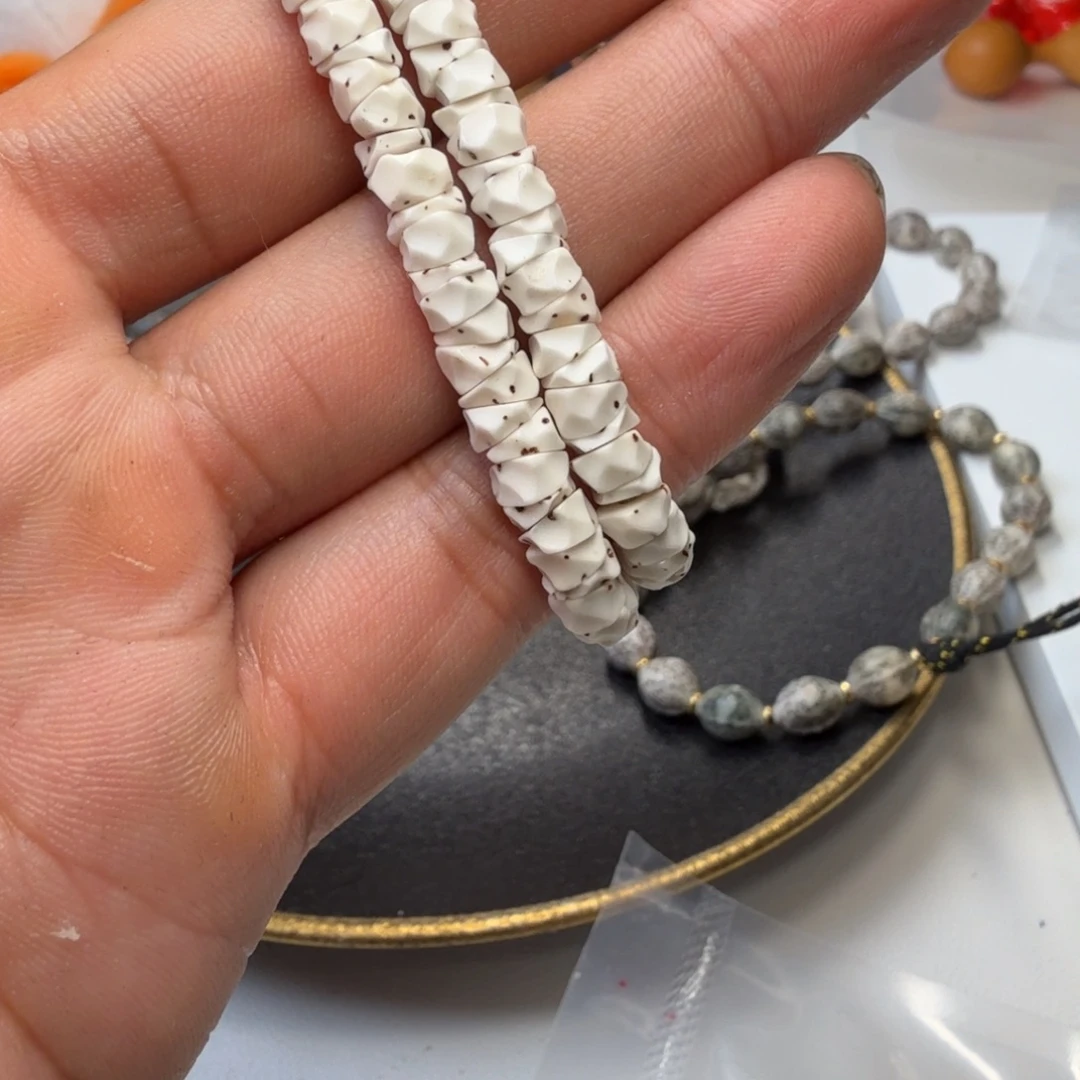 陽***梧手串星月菩提6改找星星大肠