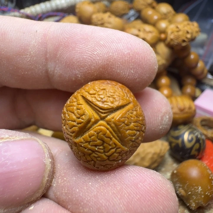 橄榄核手串/手链顶级大师说出那时候不怎么开心地