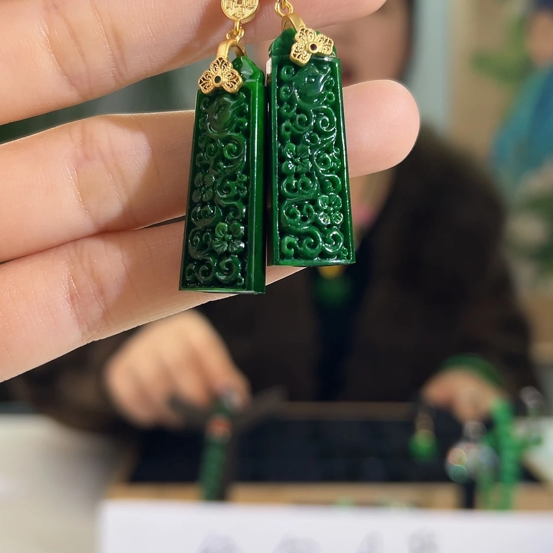 翡翠耳饰未镶嵌缅甸s 33