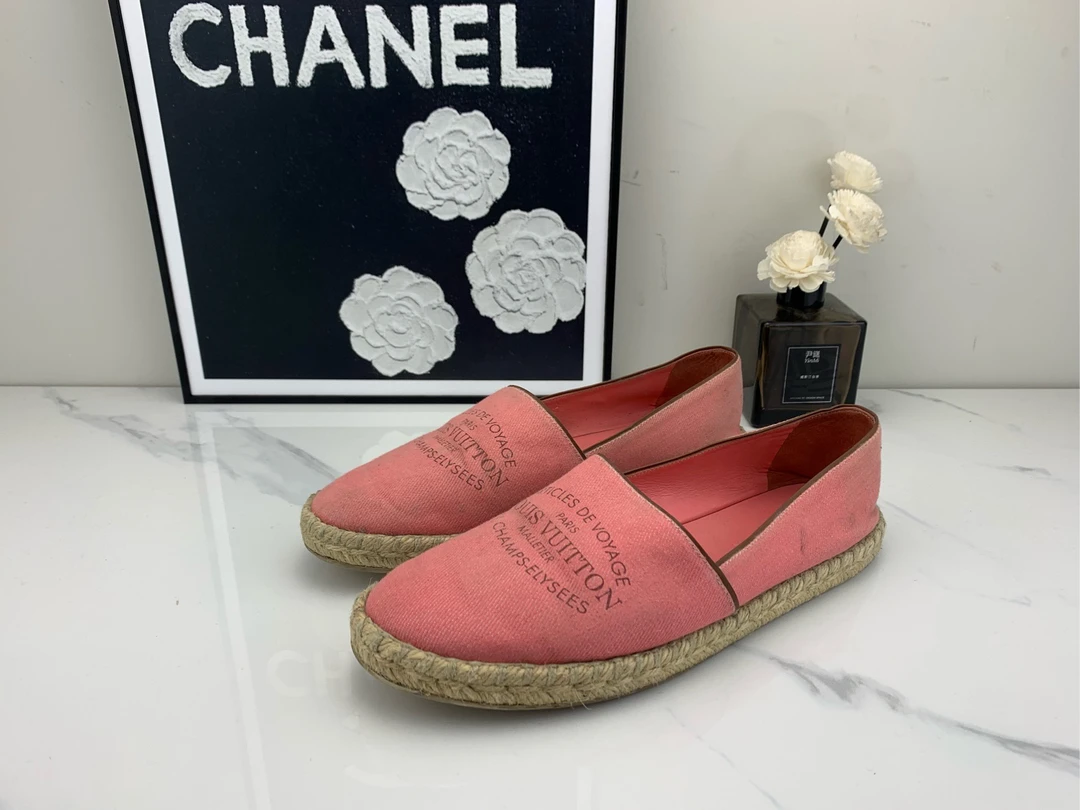 95新 LouisVuitton/路易威登 路易威登 lv渔夫鞋 37.5码/jm00504