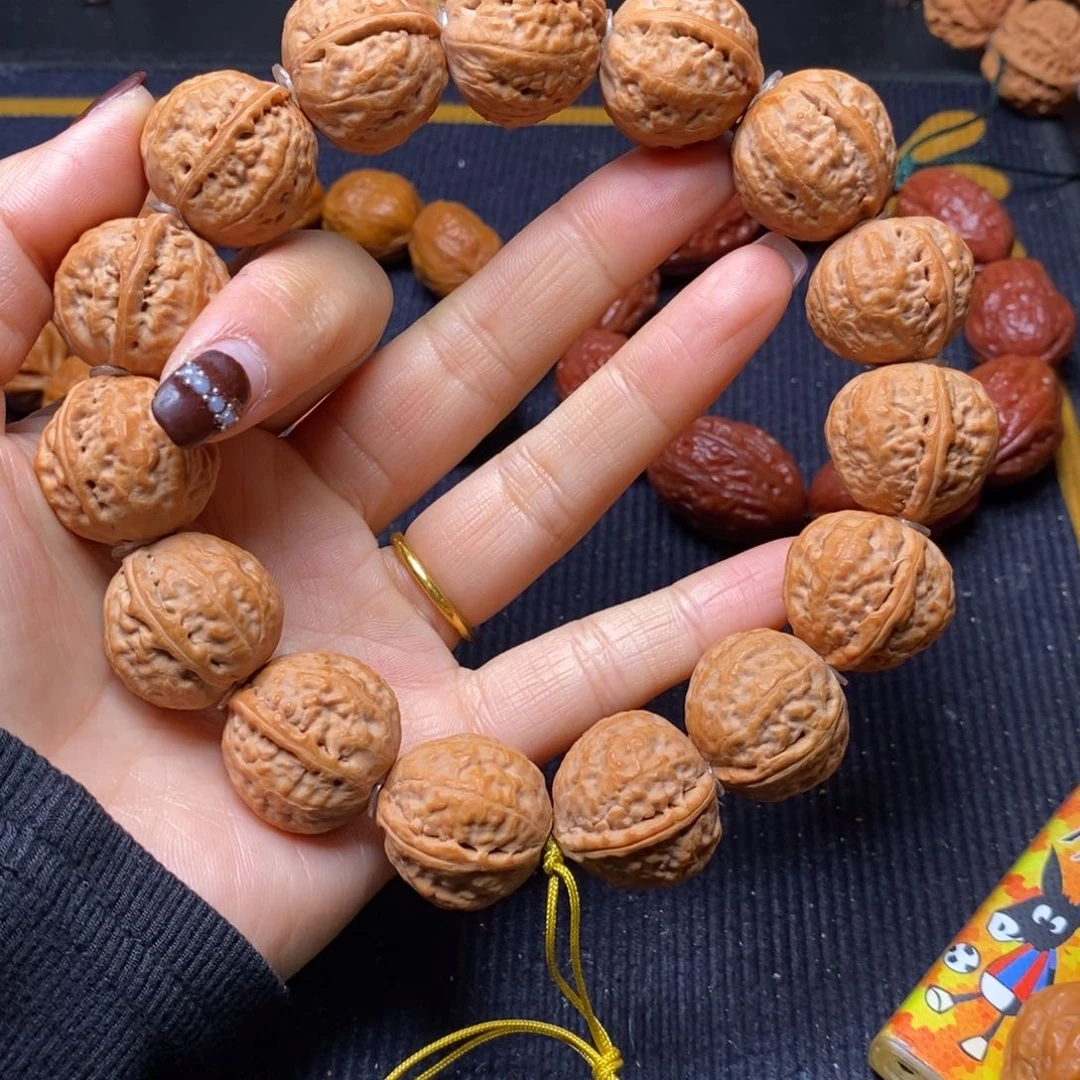 【闪购商品】吊坠文玩核桃只****?光头元宝手持