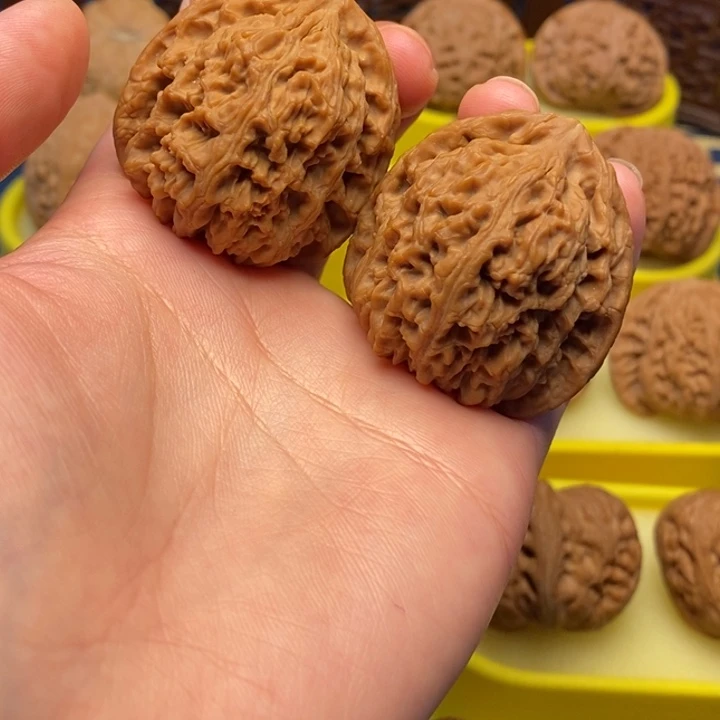 把件文玩核桃40三角疆
