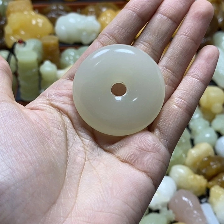 完全开放青色扣子