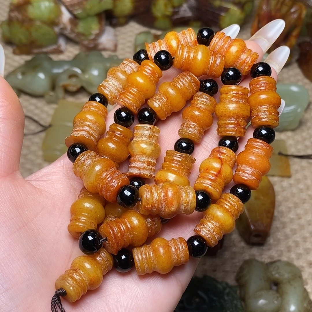未镶嵌蛇纹石玉颈饰