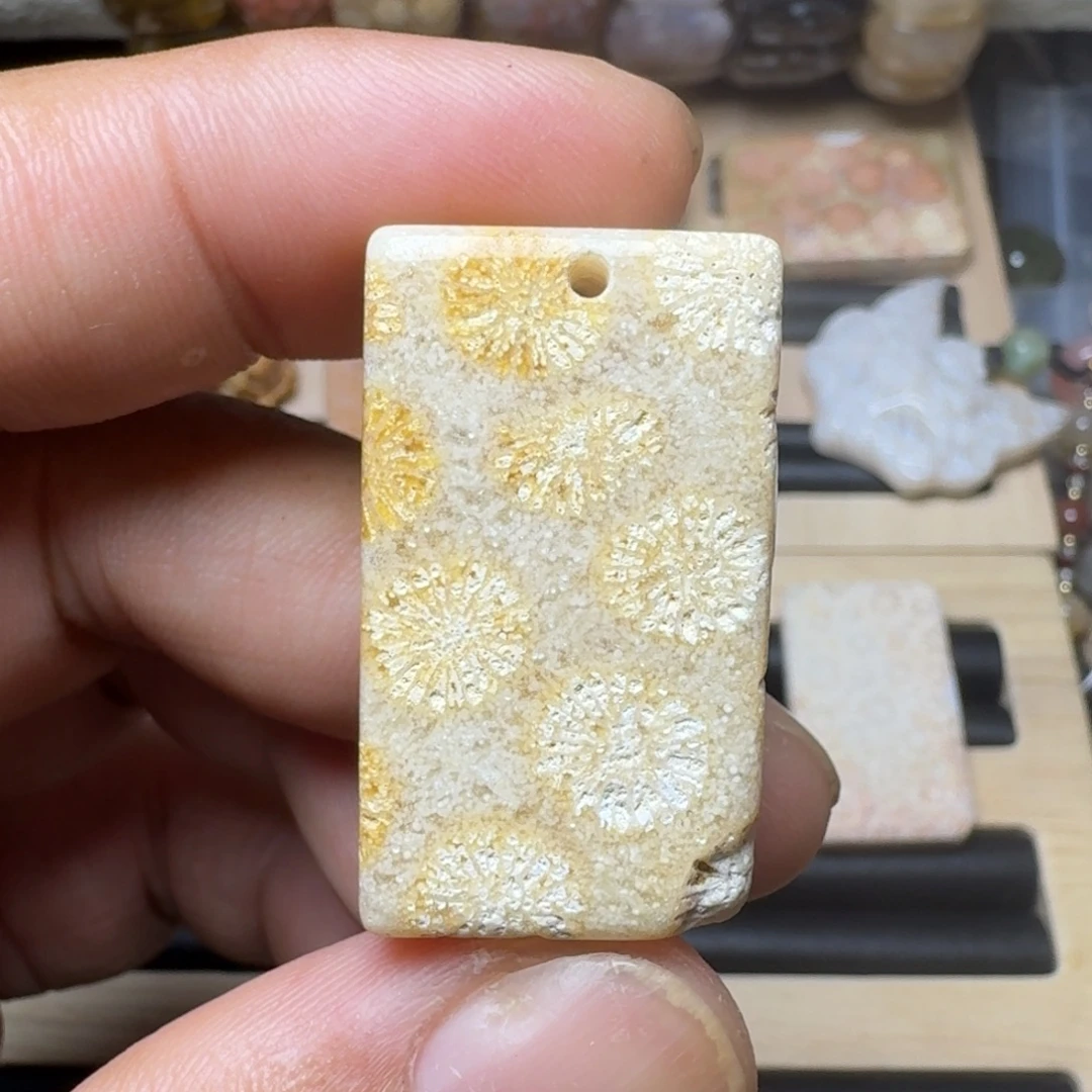 未镶嵌纯天然色有机玉石保真色硅化玉特价无珠无绳一件包邮