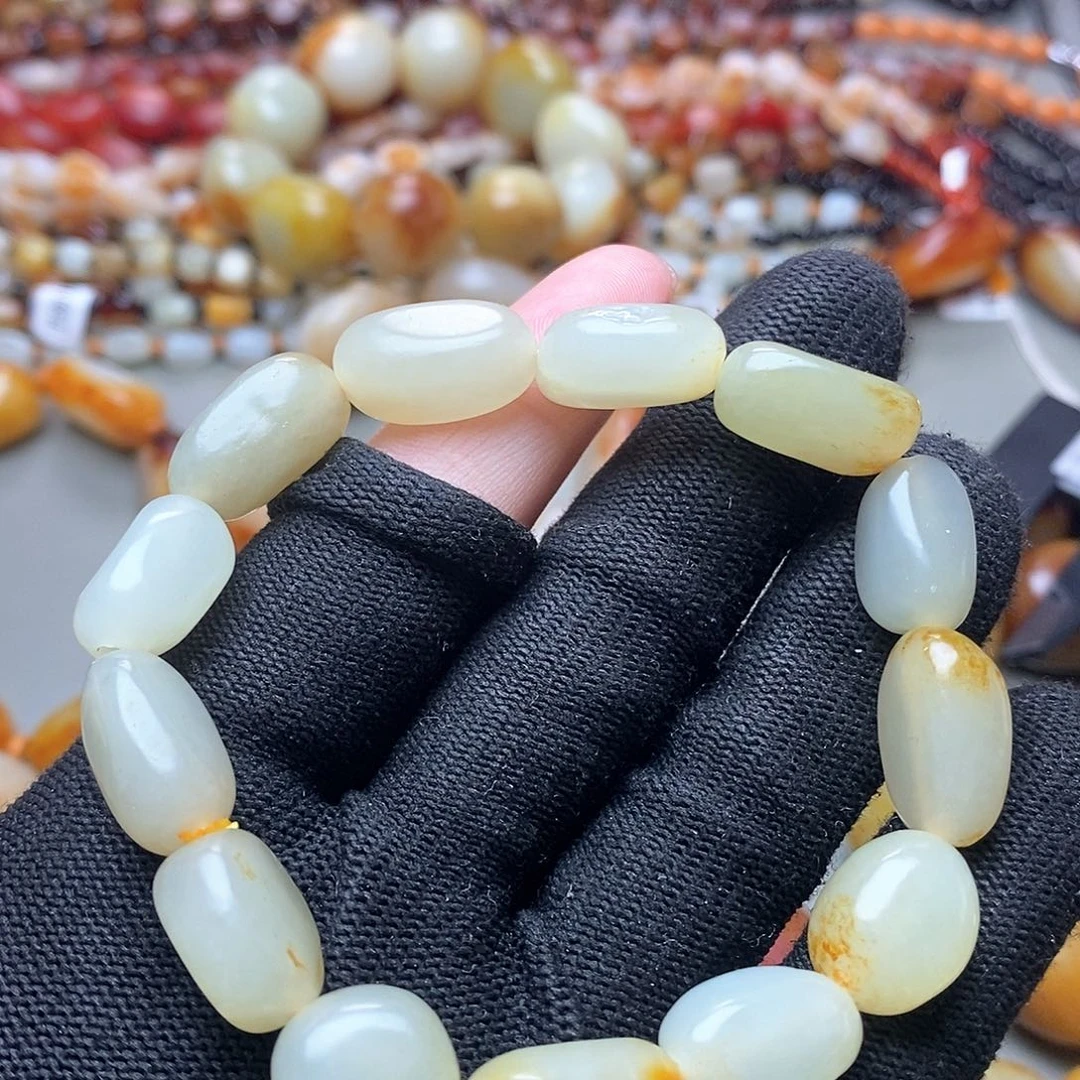 和田玉未镶嵌手链