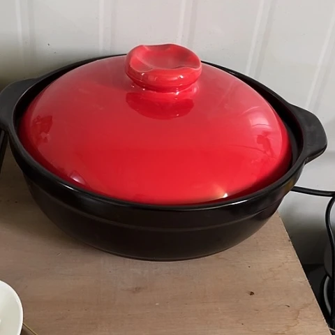 微瑕，明火，口径30，高10配红盖，4L