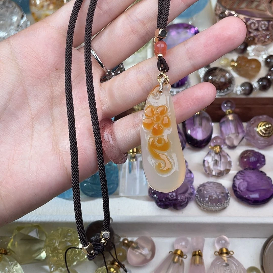 水晶颈饰未镶嵌宽*天然水晶吊坠435