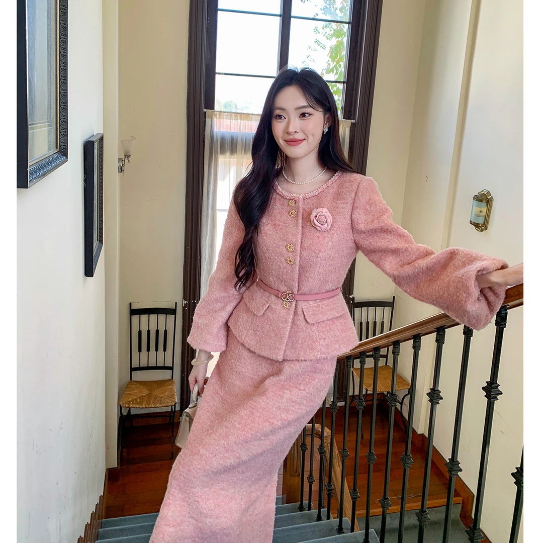 GERTCOREL2025新款冬季鹅绒羊毛呢外套羽绒服半裙法式小资套装女