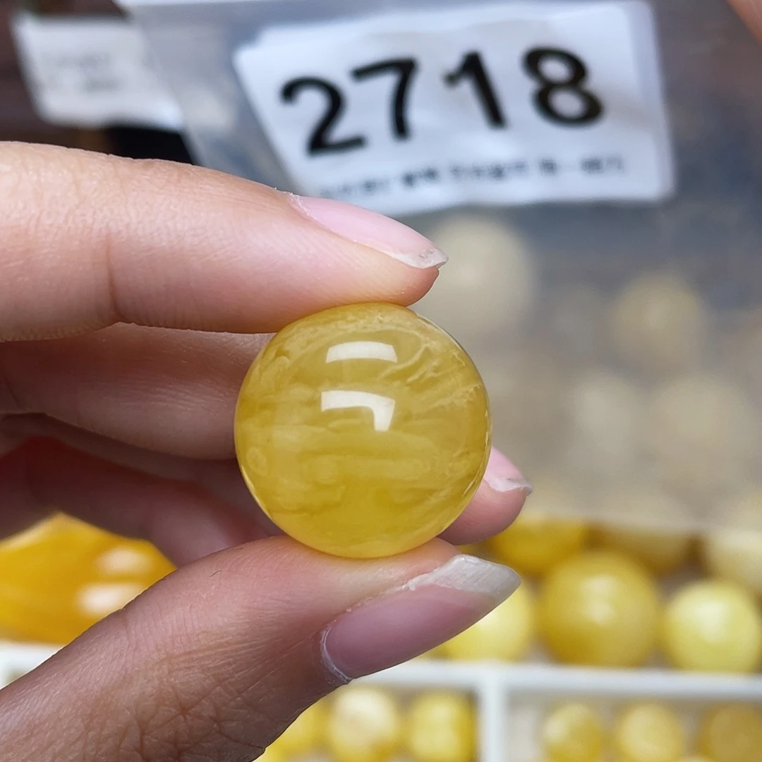蜜蜡未镶嵌珠宝奇石18.8