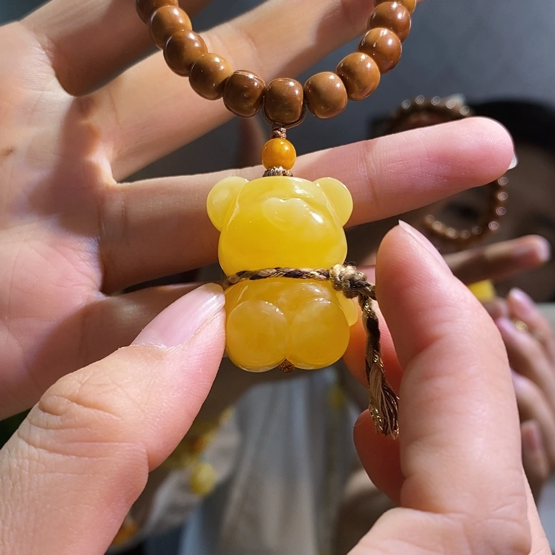 琥珀未镶嵌裸石琥珀