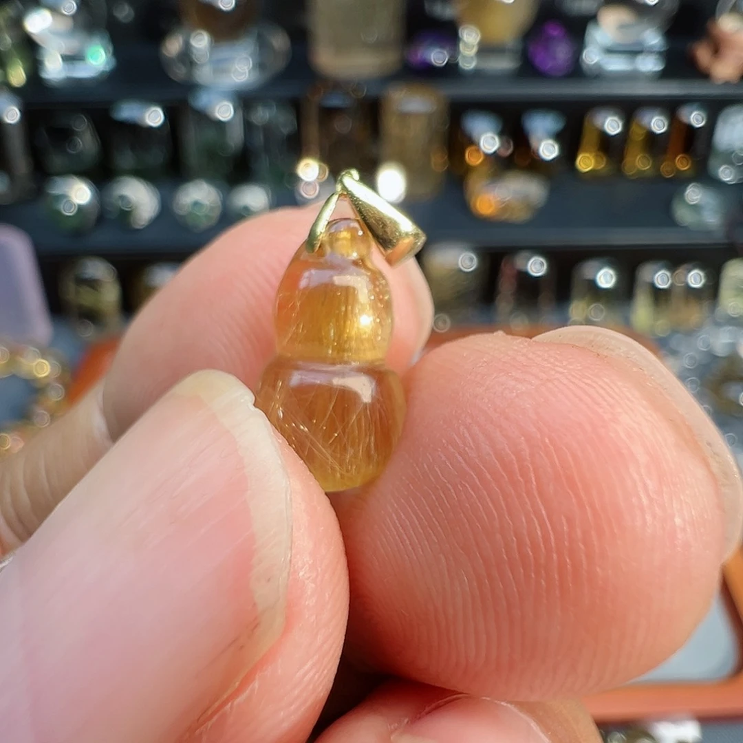 颈饰18K金镶嵌水晶