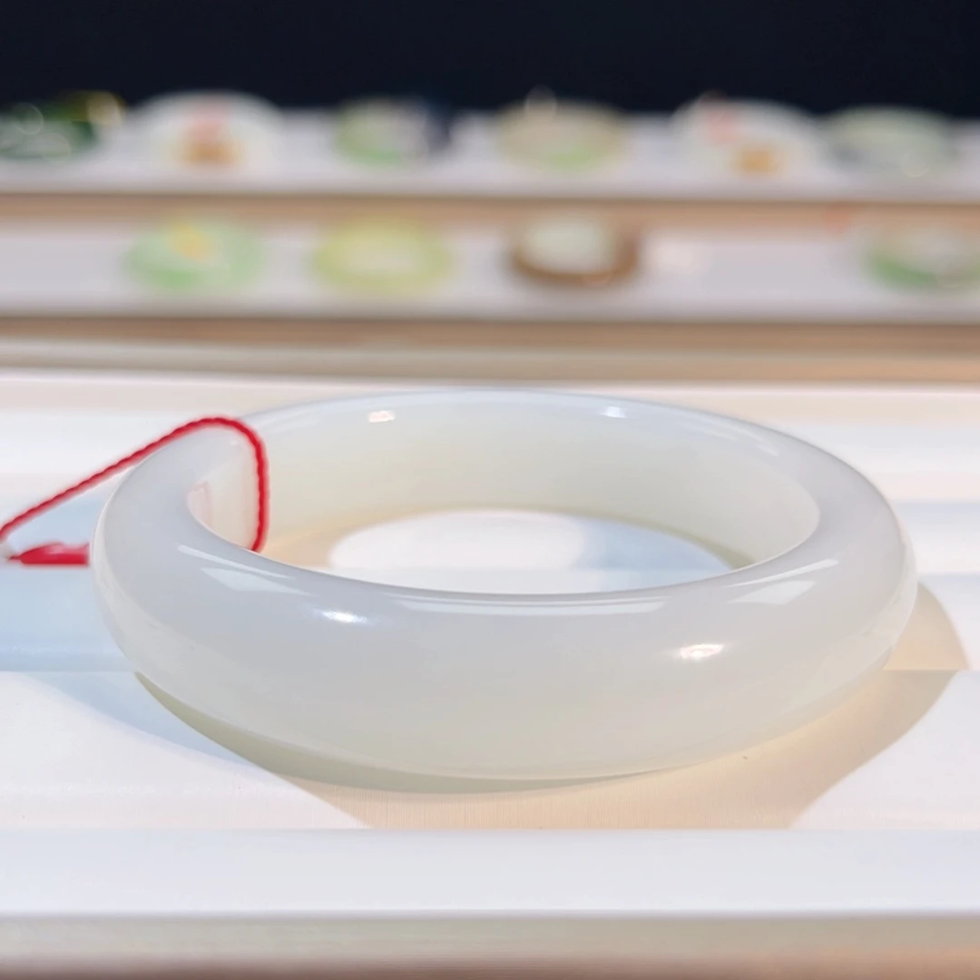 未镶嵌手镯和田玉  「 17800」同款3万➕