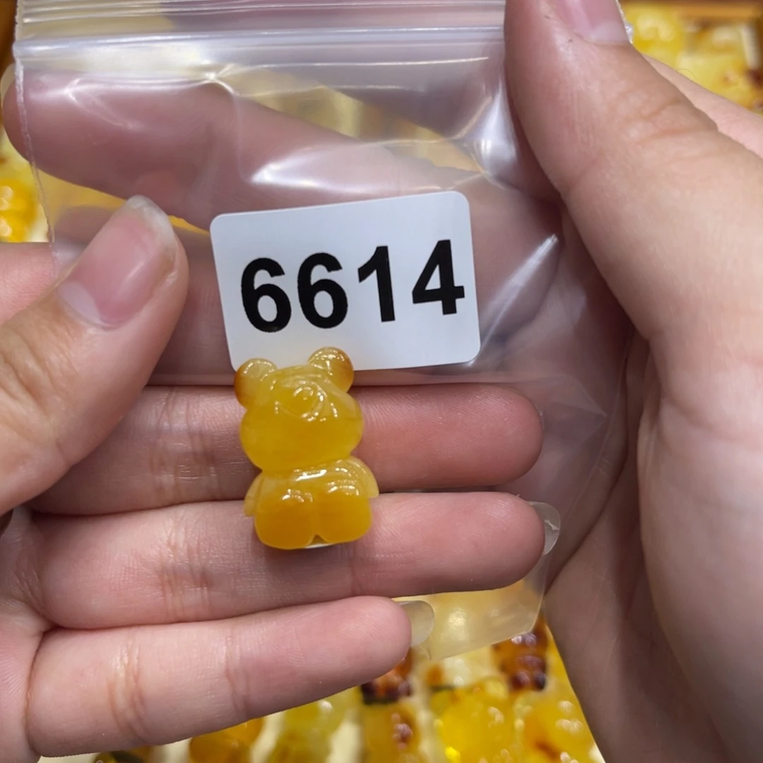 琥珀珠宝奇石未镶嵌