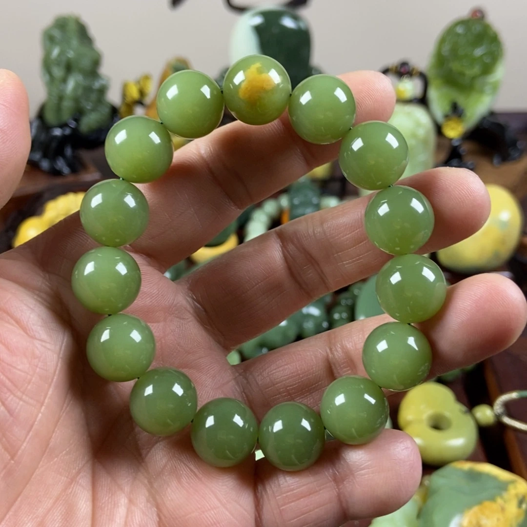 岫岩河磨玉（透闪石质玉）未镶嵌珠宝奇石