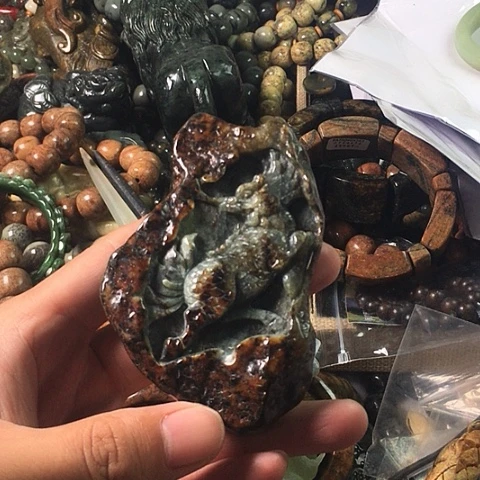 岫岩河磨玉（透闪石质玉）未镶嵌挂件