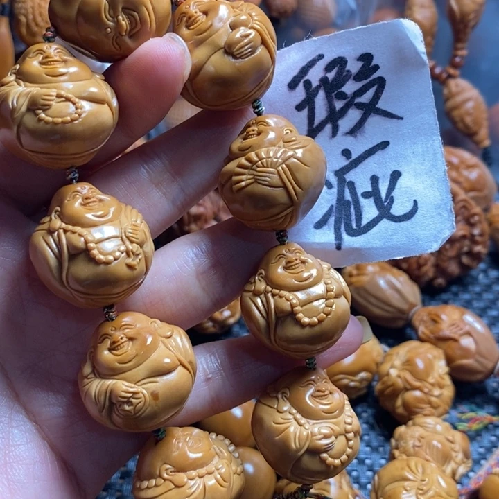 橄榄核吊坠张*人灯泡弥勒微上色