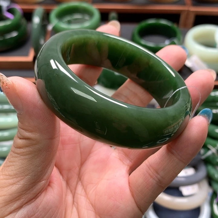 【闪购商品】未镶嵌手镯和田玉（碧玉）37