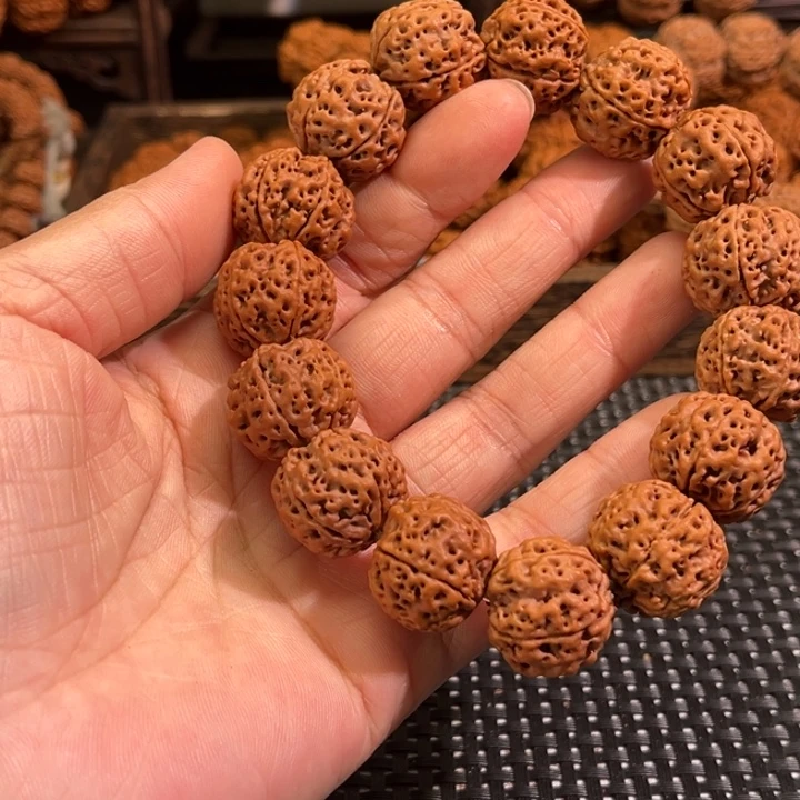 大****金刚菩提手串蜂窝