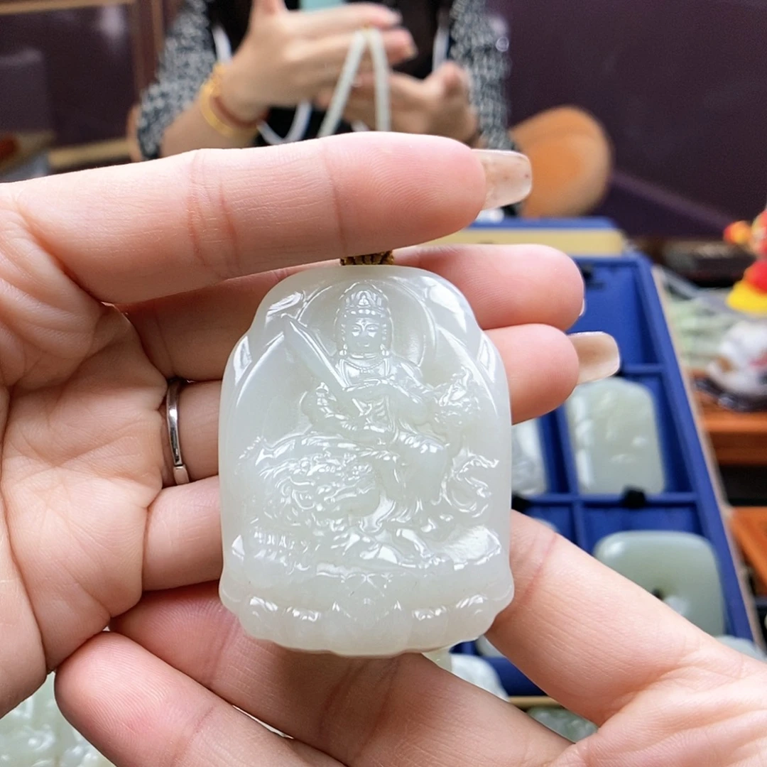 和田玉颈饰未镶嵌快**生