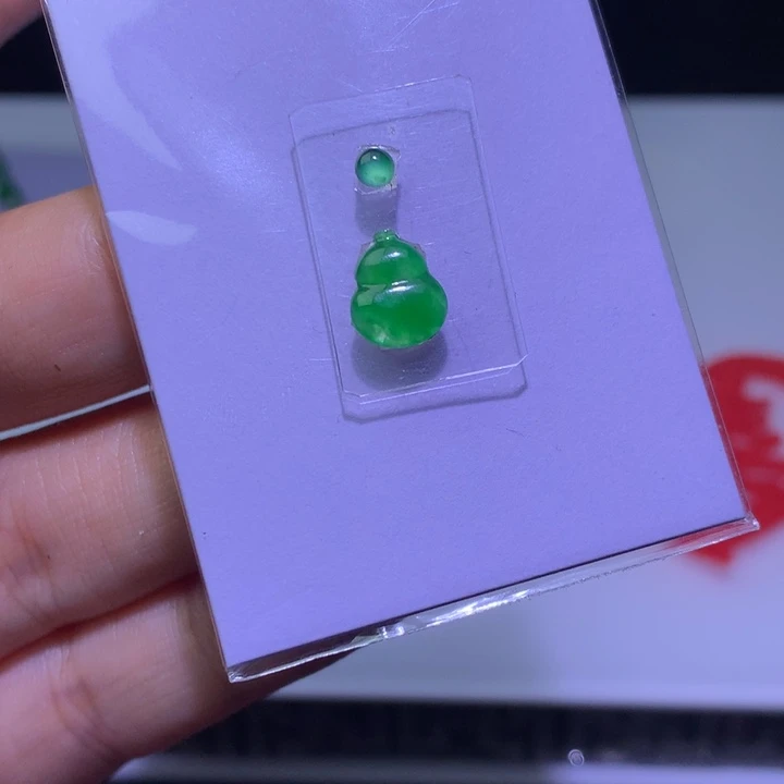 K***y定制翡翠未镶嵌你