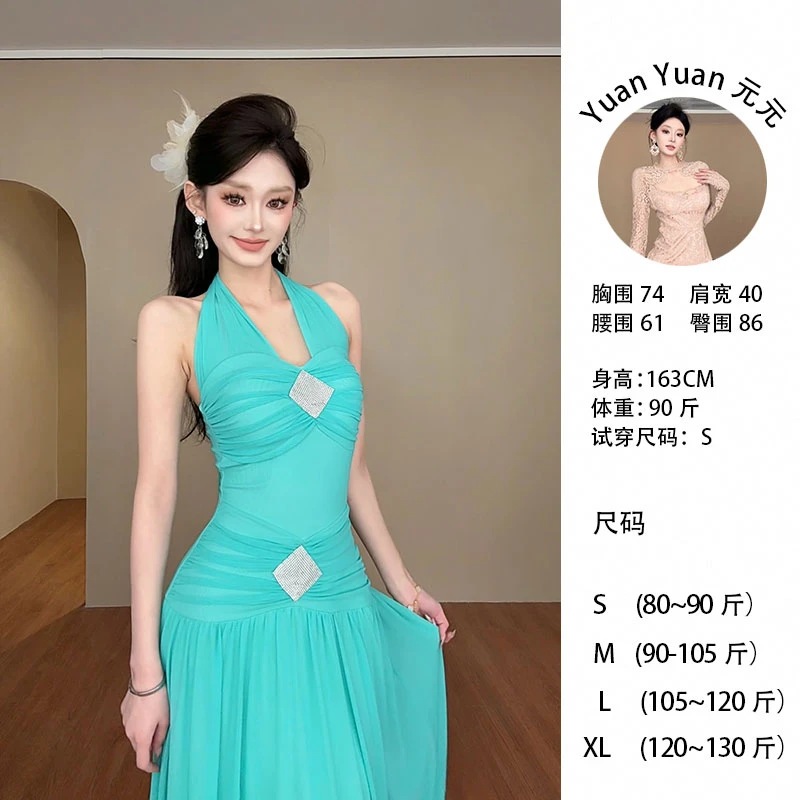 C116【YY】法式挂脖收腰V领海边度假连衣裙性感纯欲风长款掐腰裙女