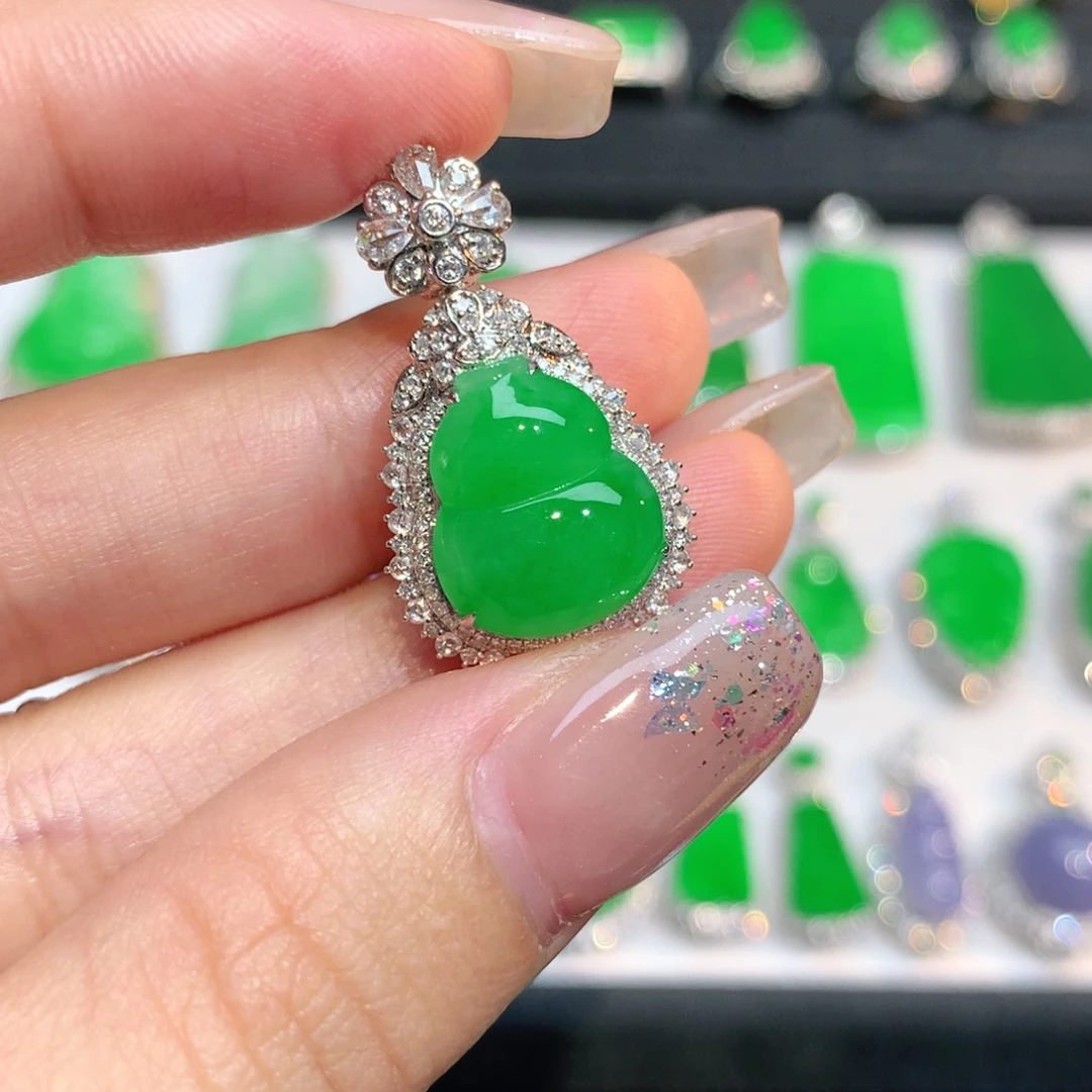 翡翠18K金镶嵌吊坠(不含链)