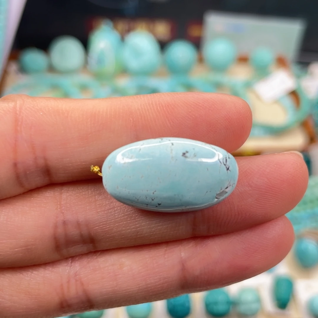 绿松石未镶嵌挂件