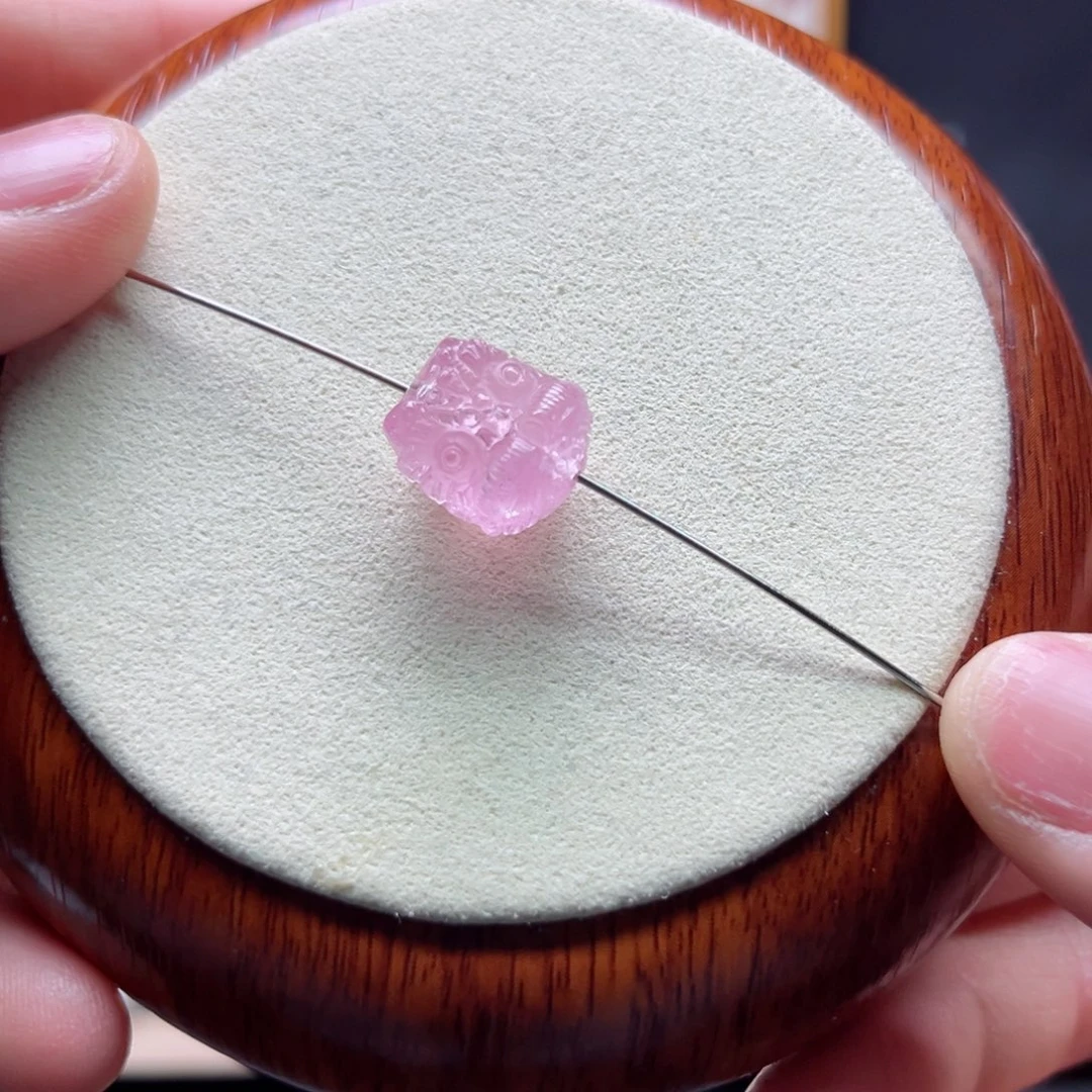 未镶嵌吊坠(不含链)碧玺水**步