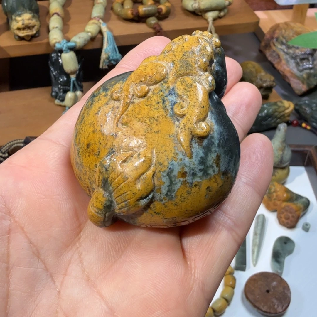 法***桐岫岩河磨玉（透闪石质玉）未镶嵌把件