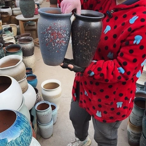 14口25高瑕疵盆子。