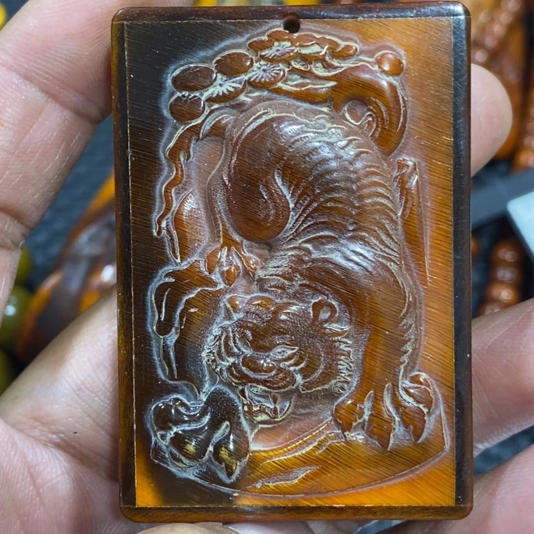 滴血莲花菩提吊坠