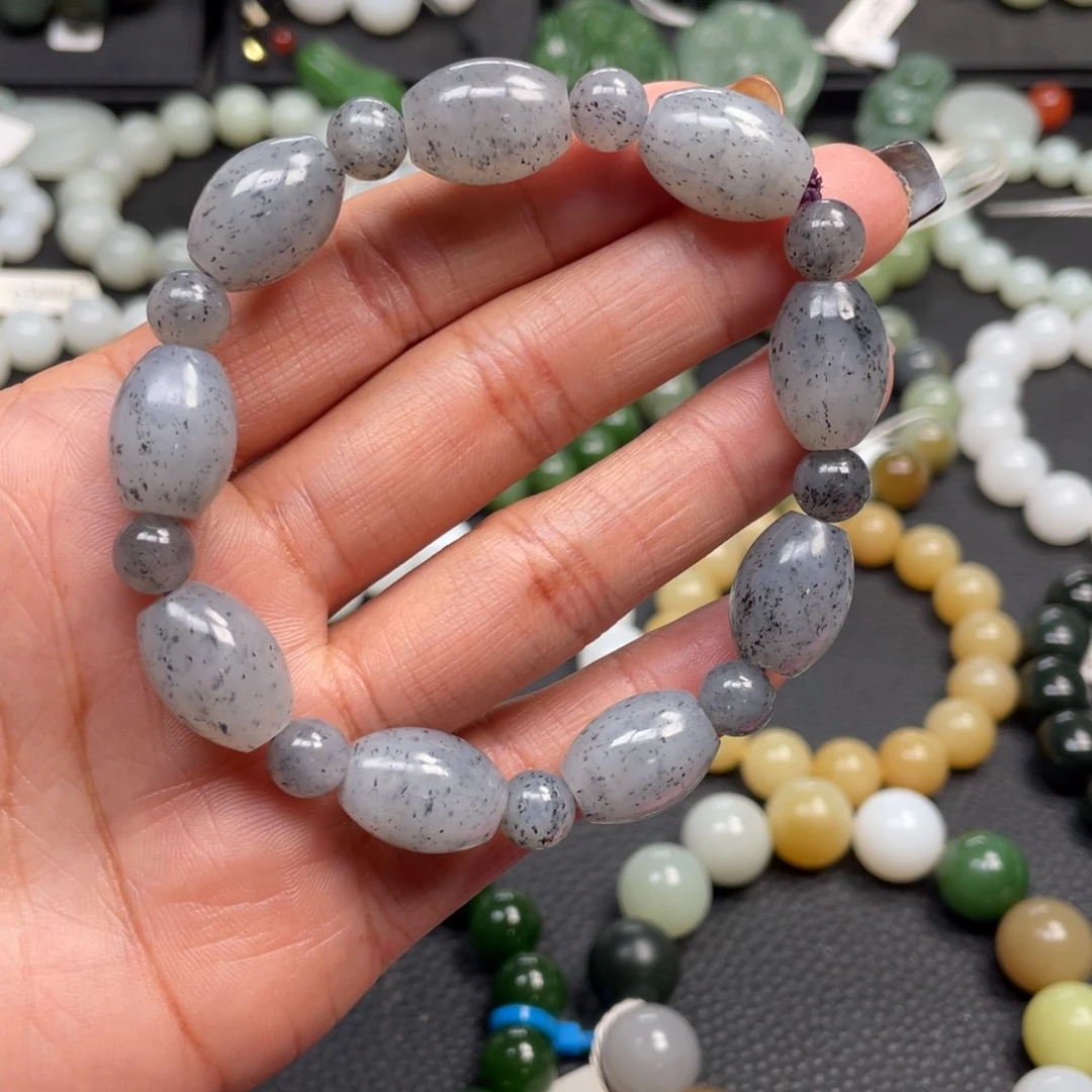 和田玉未镶嵌手链