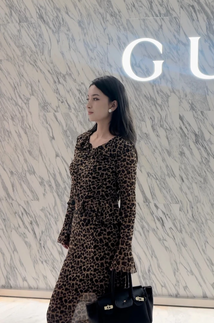 女装豹纹雪纺褶皱显瘦长款套装长袖欧美紧身修身辣妹风