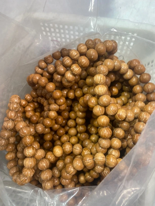 Z17哑光桃核手串16左右