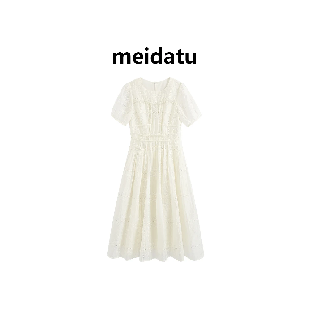 美哒兔（茉莉奶白）重工法式钉珠连衣裙（小个子版）BK1975