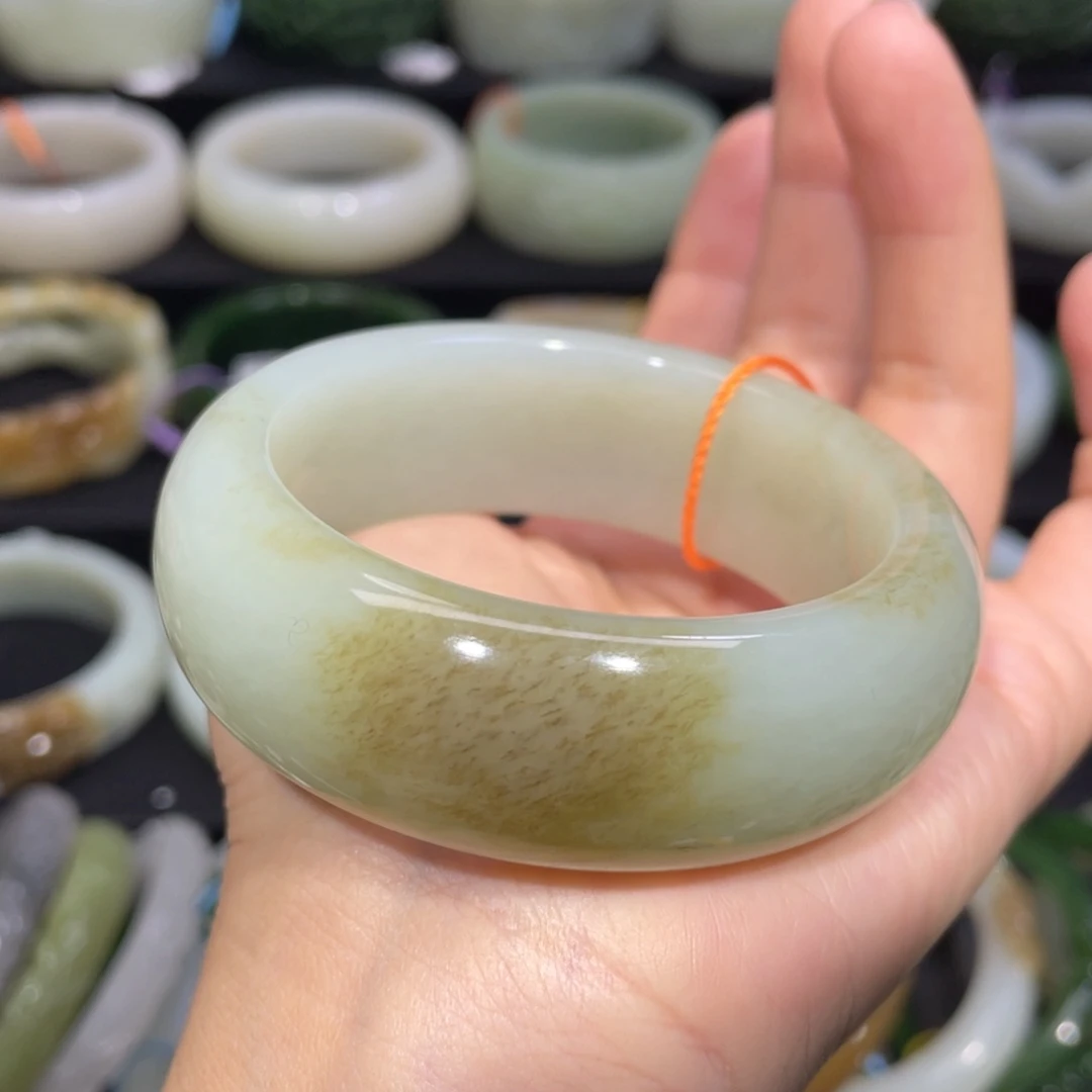 未镶嵌手镯和田玉38